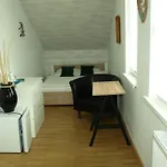 Zibi I Pod Topolami *
