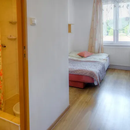 Zibi I Pod Topolami Łazy