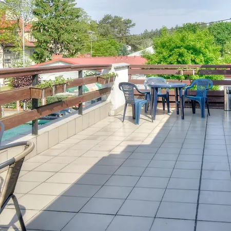 Zibi I Pod Topolami Łazy