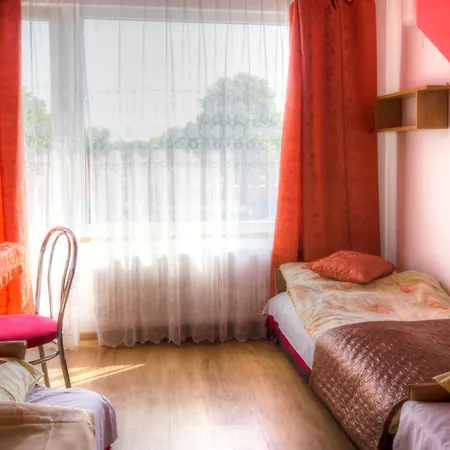 Zibi I Pod Topolami Łazy