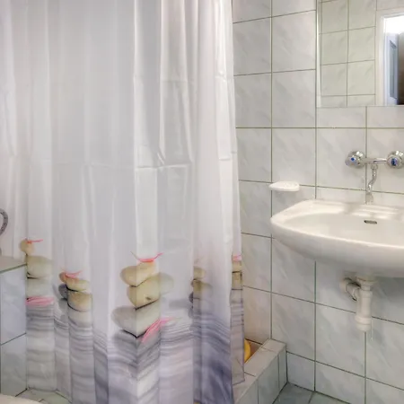 בית אירוח Zibi I Pod Topolami Łazy