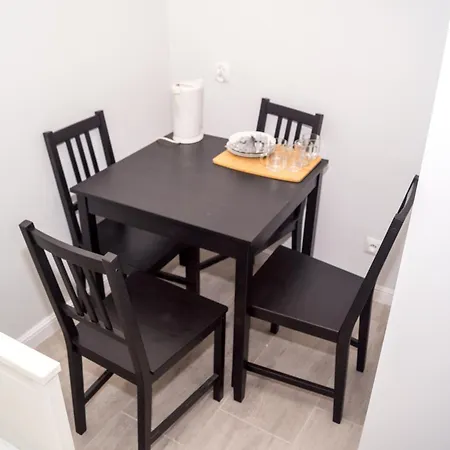 Zibi I Pod Topolami בית אירוח *