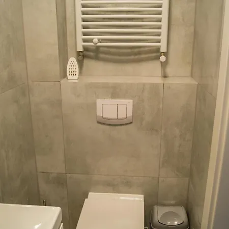 Zibi I Pod Topolami בית אירוח