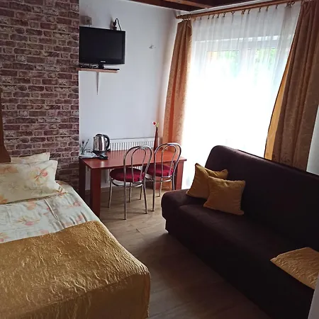 Homestay Zibi I Pod Topolami *