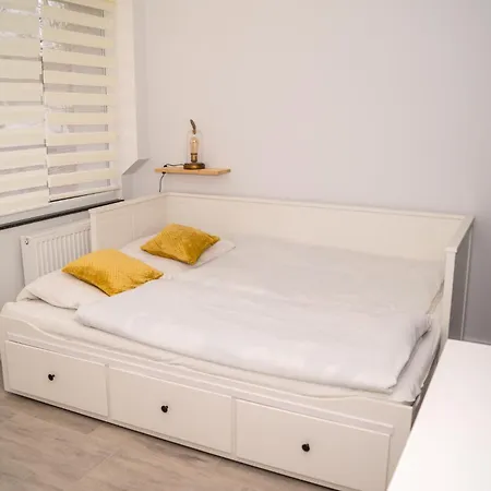 Zibi I Pod Topolami * Łazy