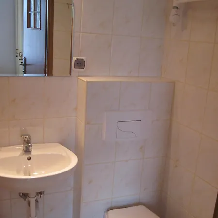 בית אירוח Zibi I Pod Topolami Łazy