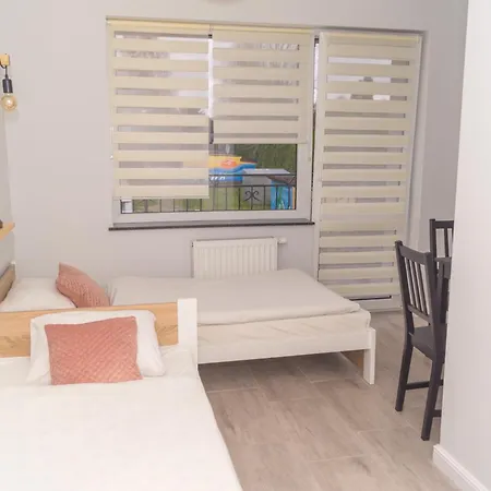 Zibi I Pod Topolami Łazy