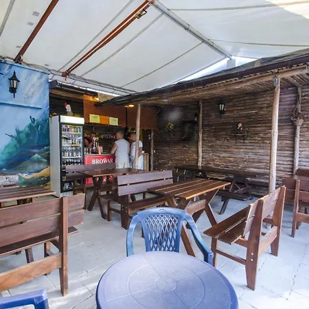 Zibi I Pod Topolami Homestay *