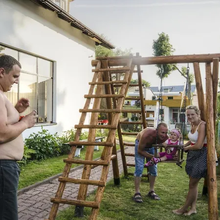 Zibi I Pod Topolami Łazy