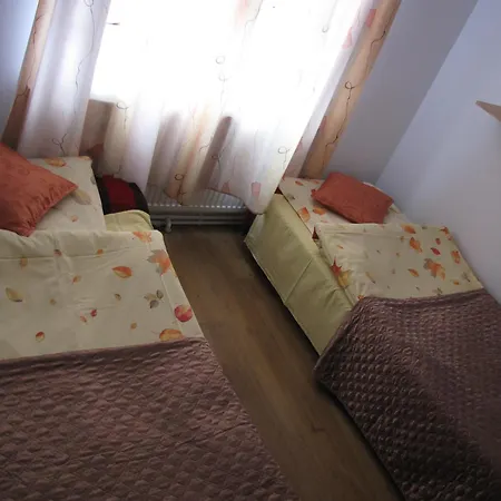 Zibi I Pod Topolami Homestay