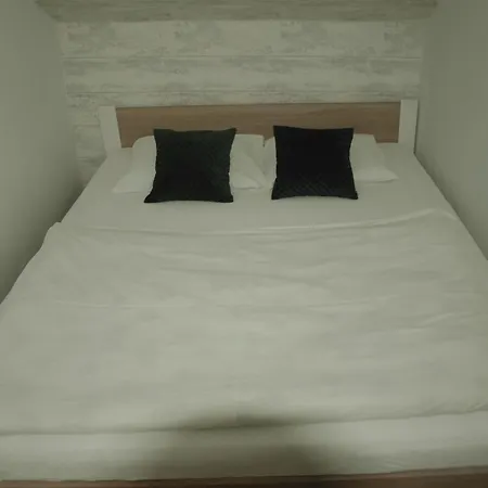 בית אירוח Zibi I Pod Topolami