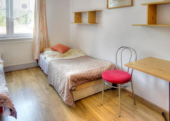 Проживание в семье Zibi I Pod Topolami