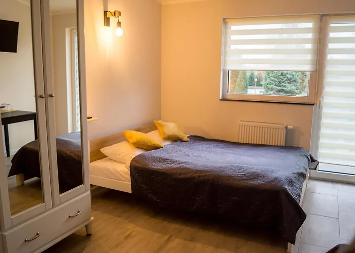 Zibi I Pod Topolami Проживание в семье